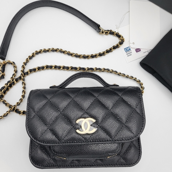 Brand new 23P authentic Chanel business affinity clutch with chain - Picture 3 of 17